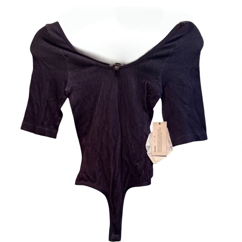 NWT Guess Ribbed Bodysuit - Picture 1 of 4
